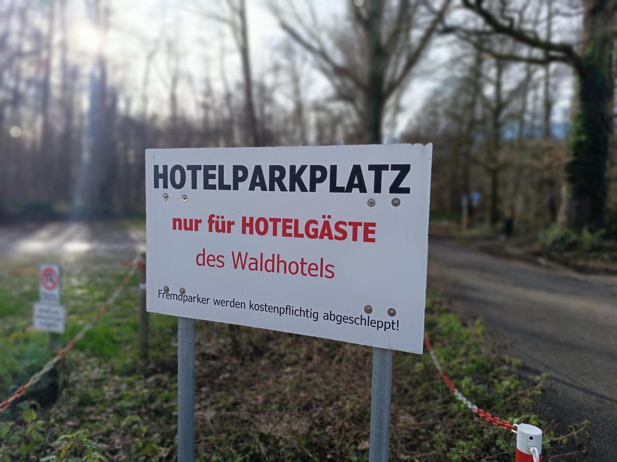 Waldhotel Unterbach Дюссельдорф Экстерьер фото
